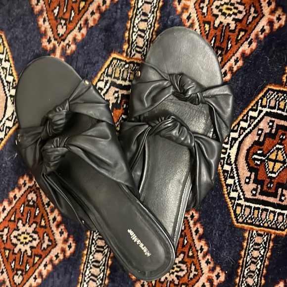 Mara&Mine beautiful sandals size 11 - Picture 3 of 7